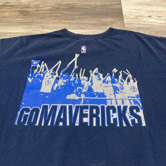 Vintage Y2K Nike Dallas Mavericks Make Some Noise Blue Men XL Basketball T-Shirt - Picture 2 of 9